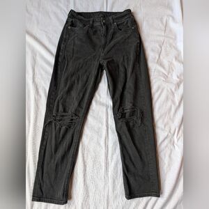 American Eagle Mom Straight Jean Size 6